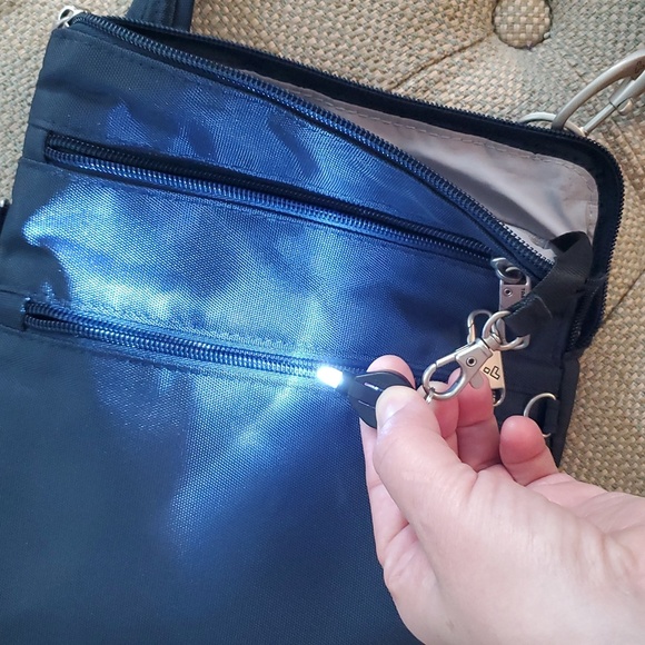 Travelon Anti-Theft Classic Slim Double Zip Crossbody Navy - Picture 8 of 9